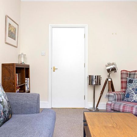 דירות אדינבורו Joivy Modern Flat On Rose Street מראה חיצוני תמונה