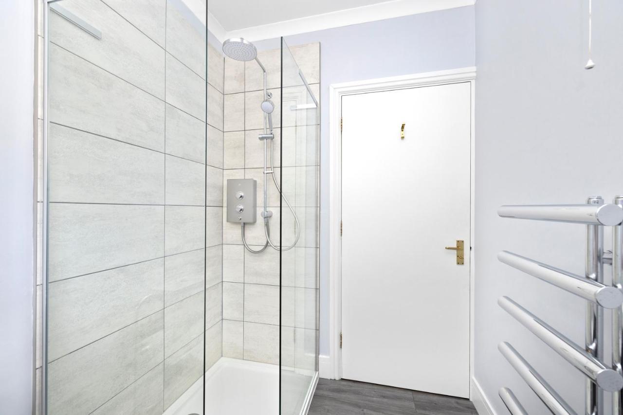 דירות אדינבורו Joivy Modern Flat On Rose Street מראה חיצוני תמונה