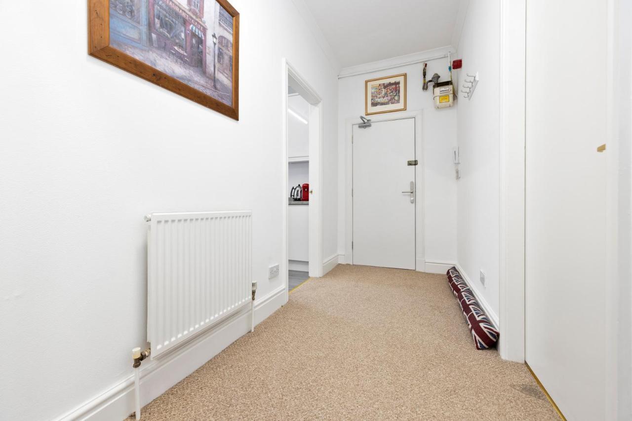 דירות אדינבורו Joivy Modern Flat On Rose Street מראה חיצוני תמונה